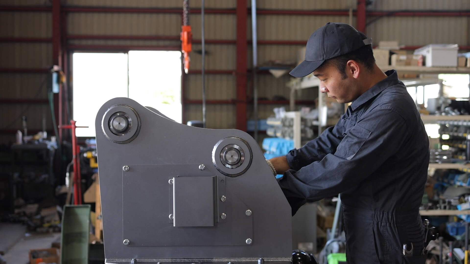 有限会社フォレスト｜高性能林業機械の専門企業｜販売・架装